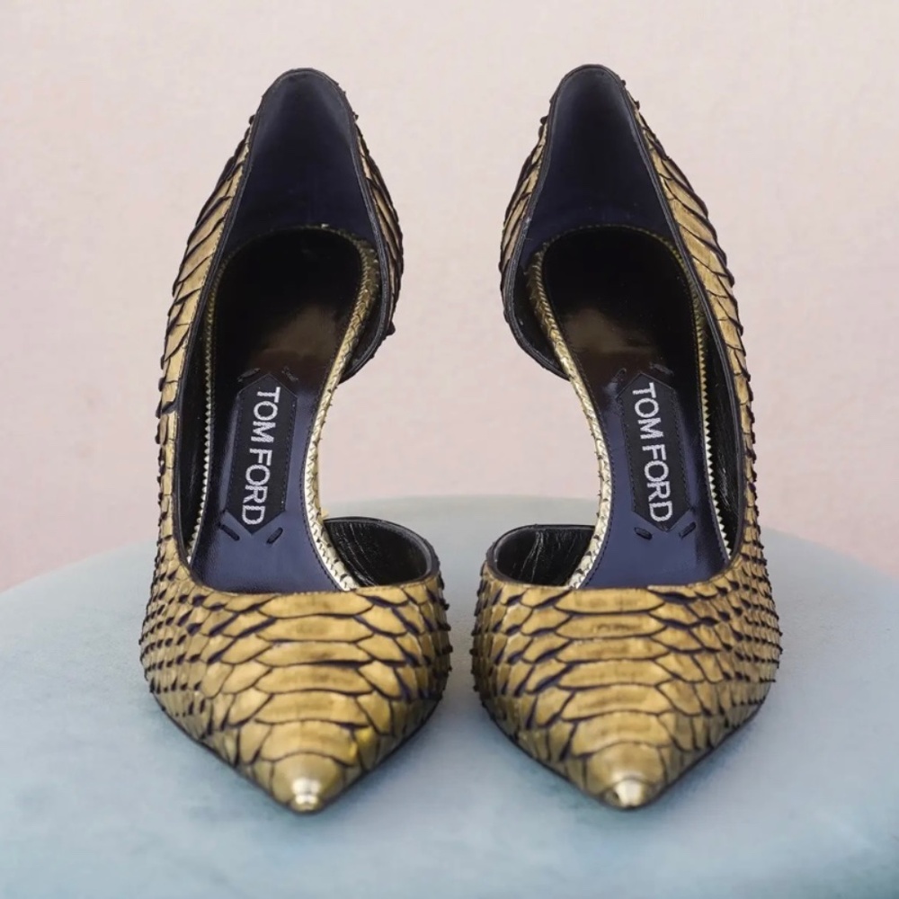SUPER RARE Tom Ford Gold Snakeskin Pumps